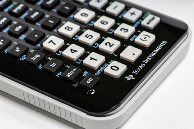 Benefits of Outsourcing Bookkeeping Services in the UAE